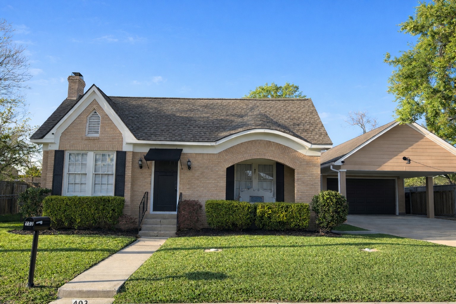 Listing photo 1