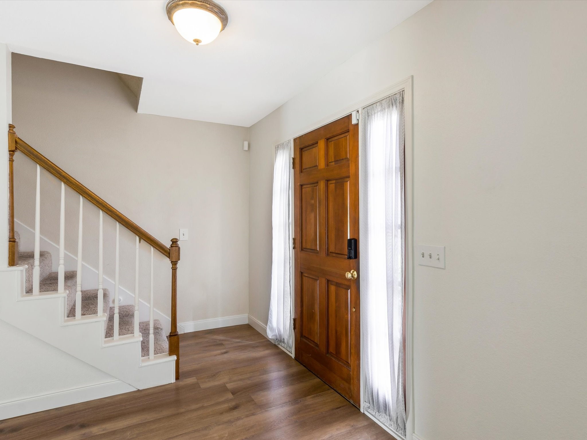 Listing photo 5