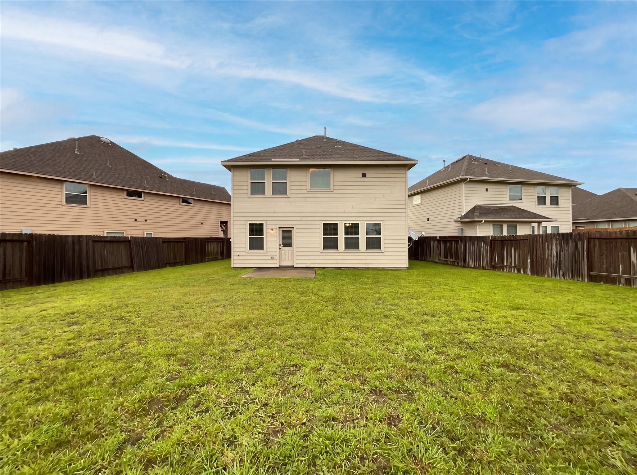 Listing photo 5
