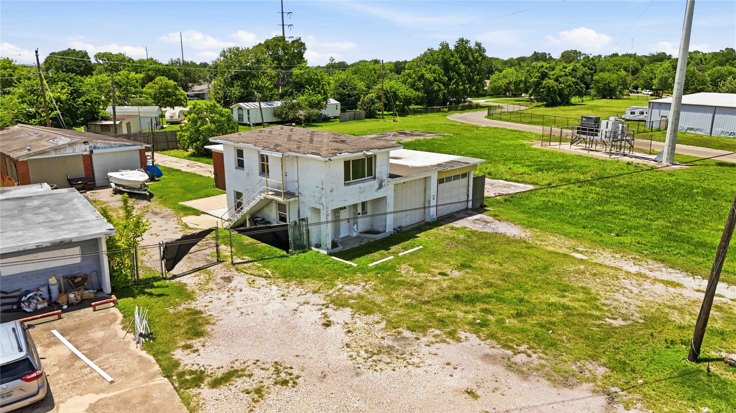 Listing photo 4