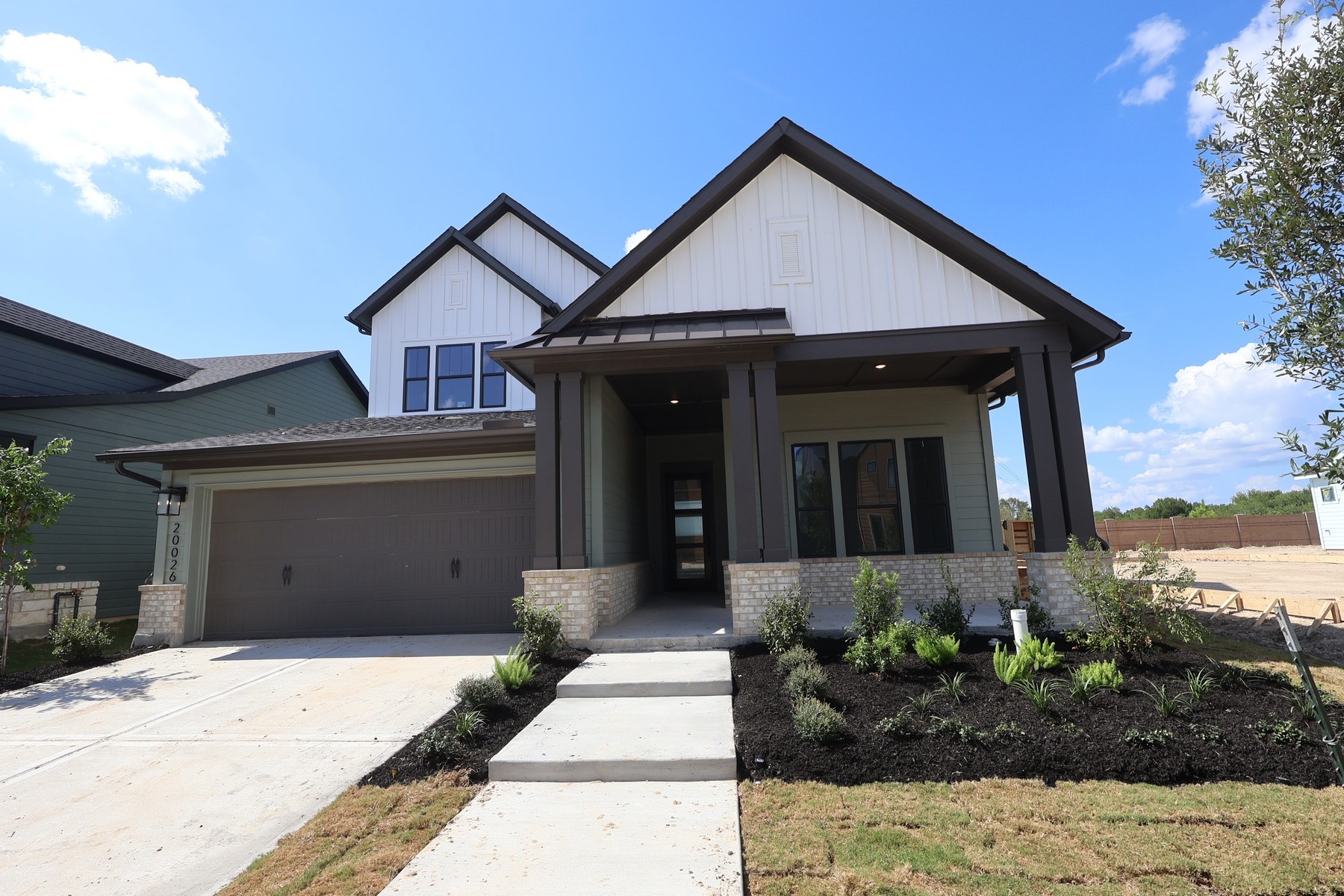 Listing photo 1