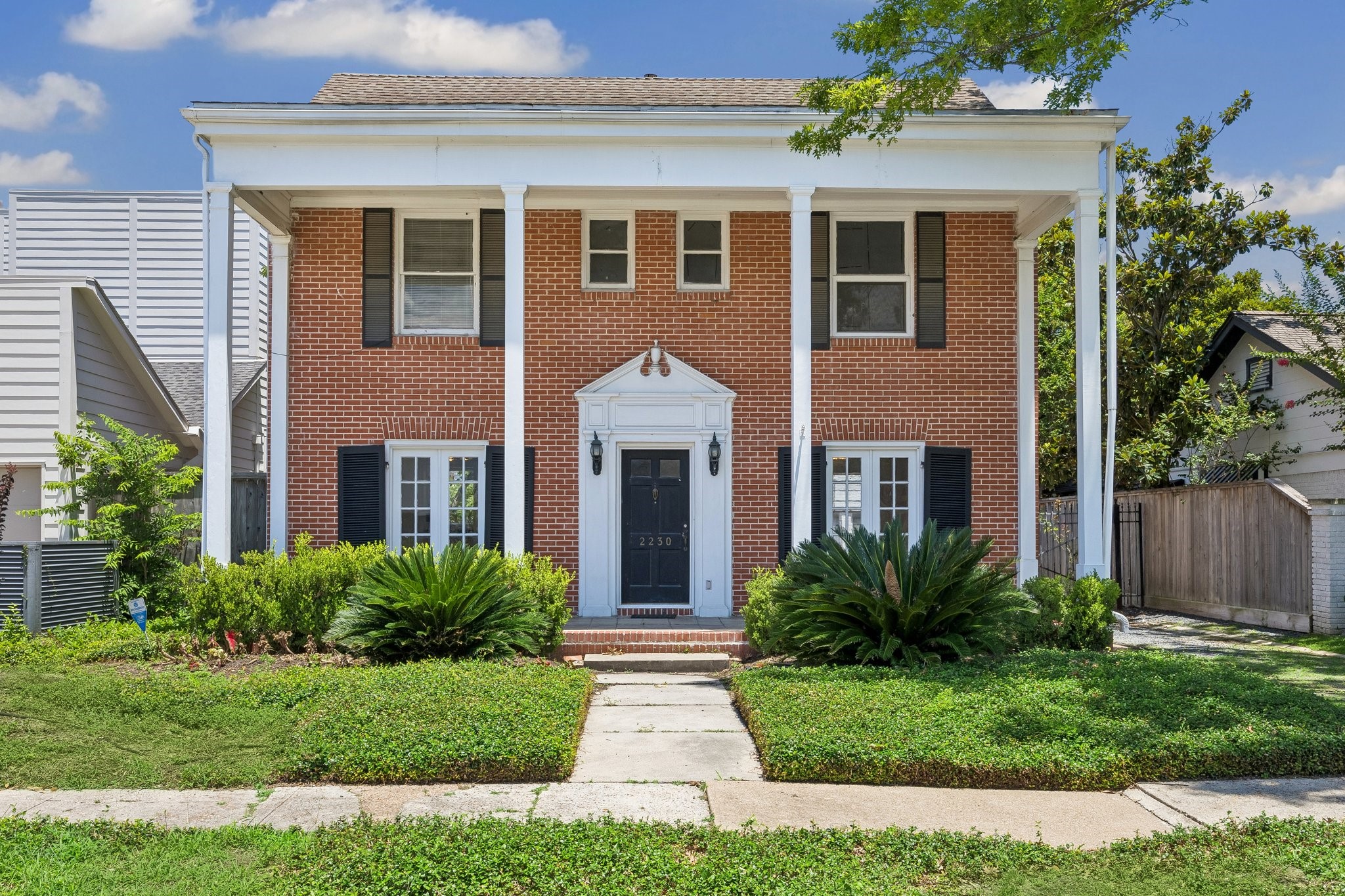 Listing photo 1