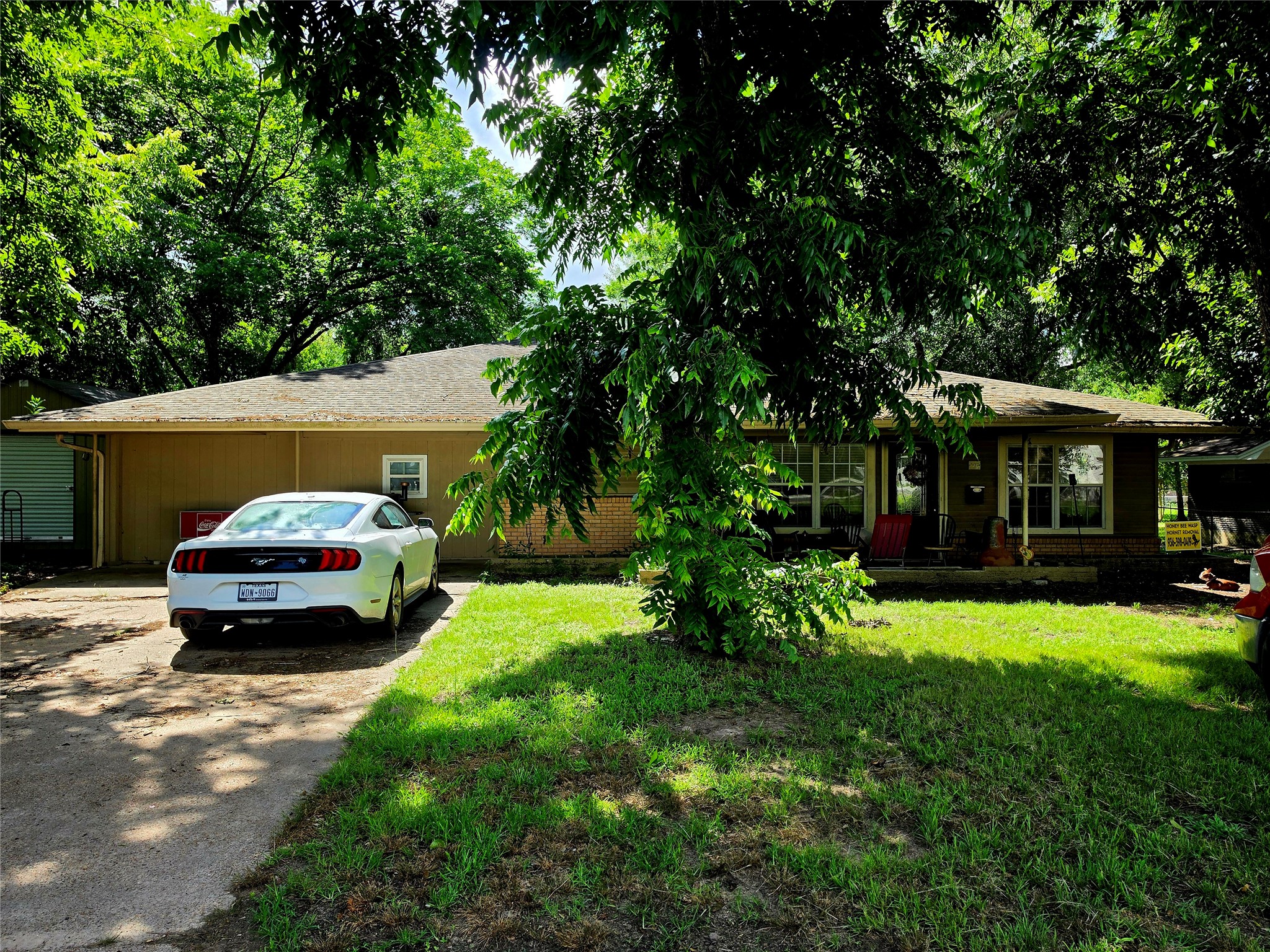 Listing photo 1