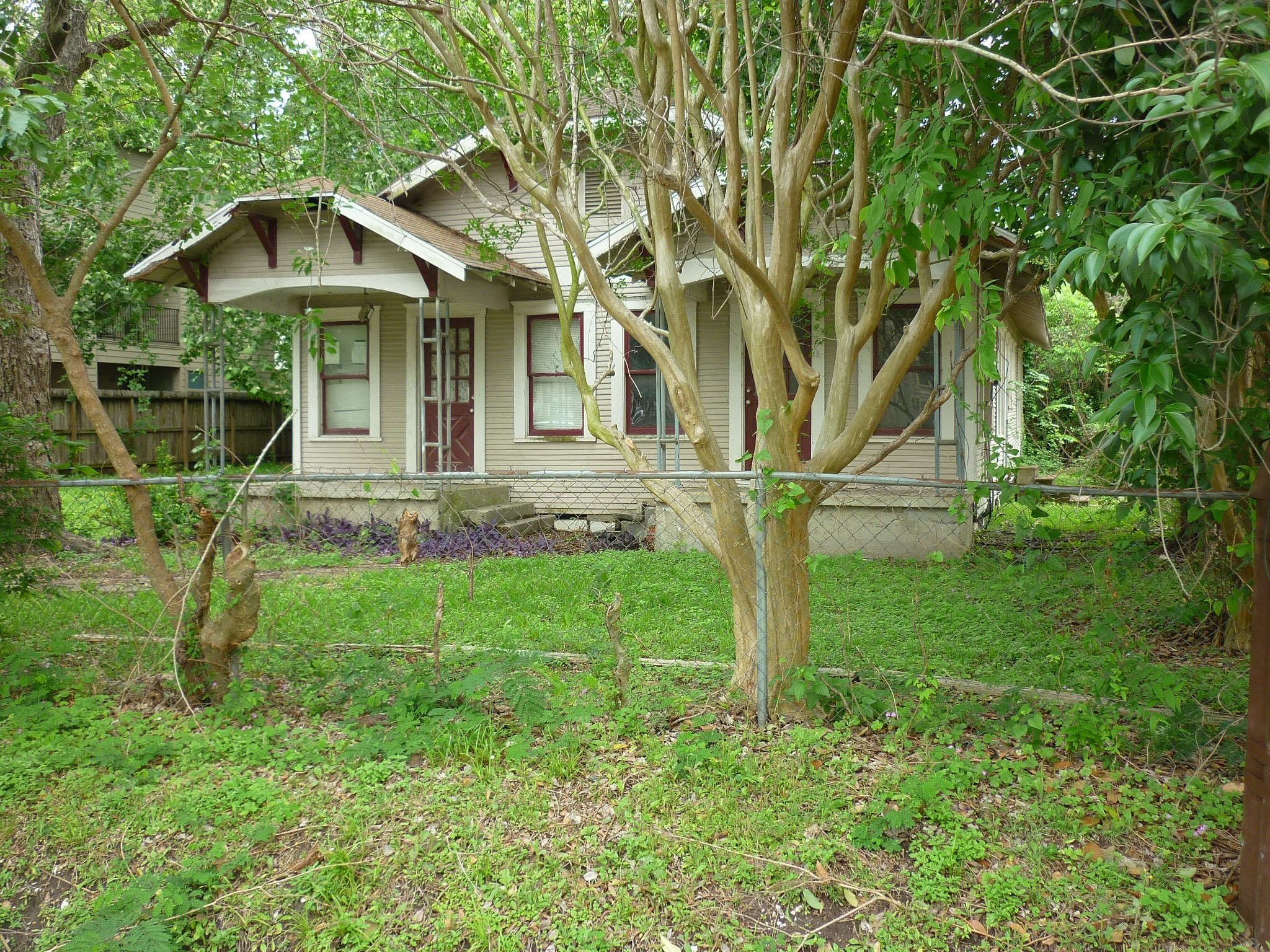 Listing photo 3