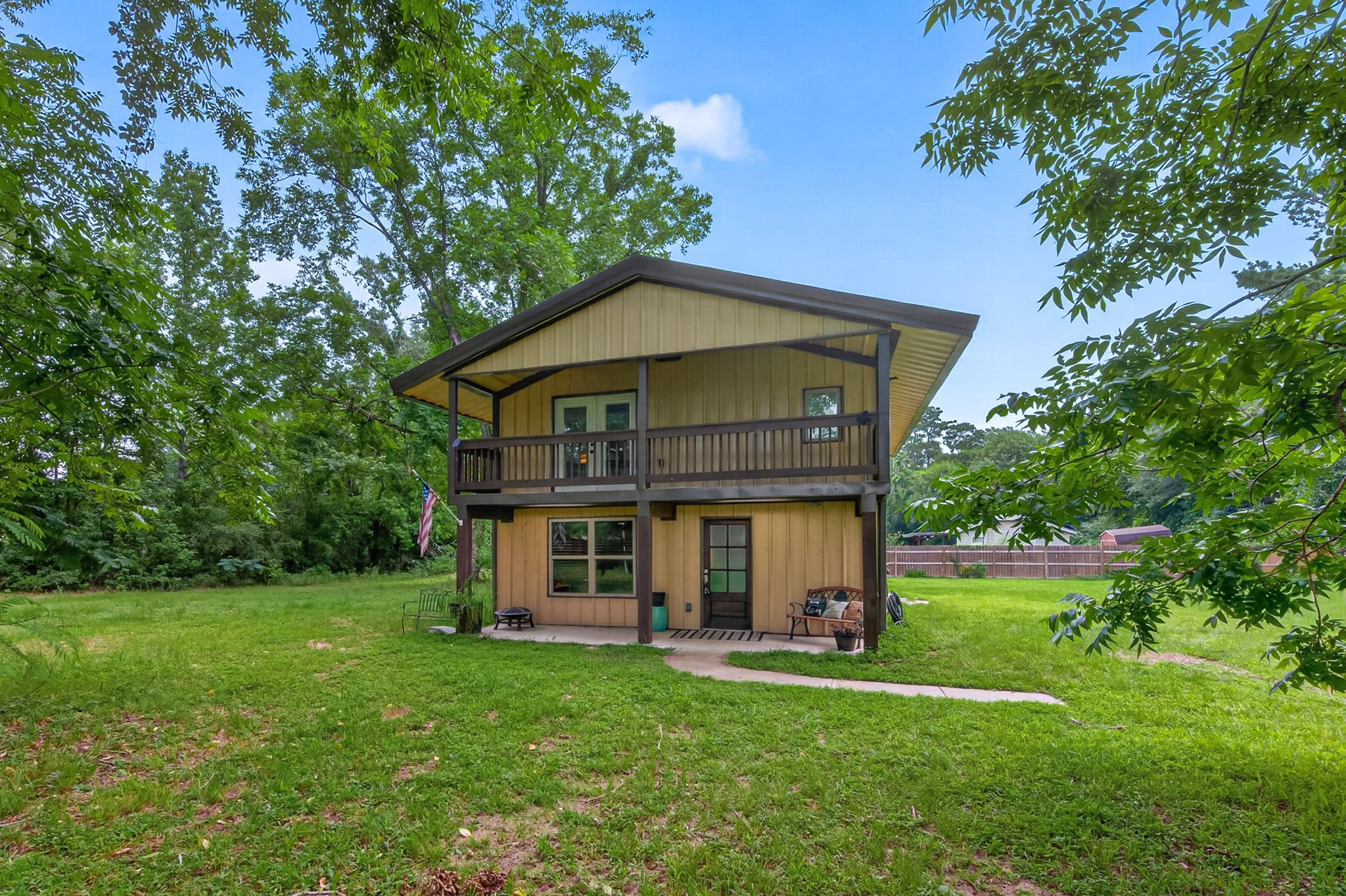 Listing photo 4
