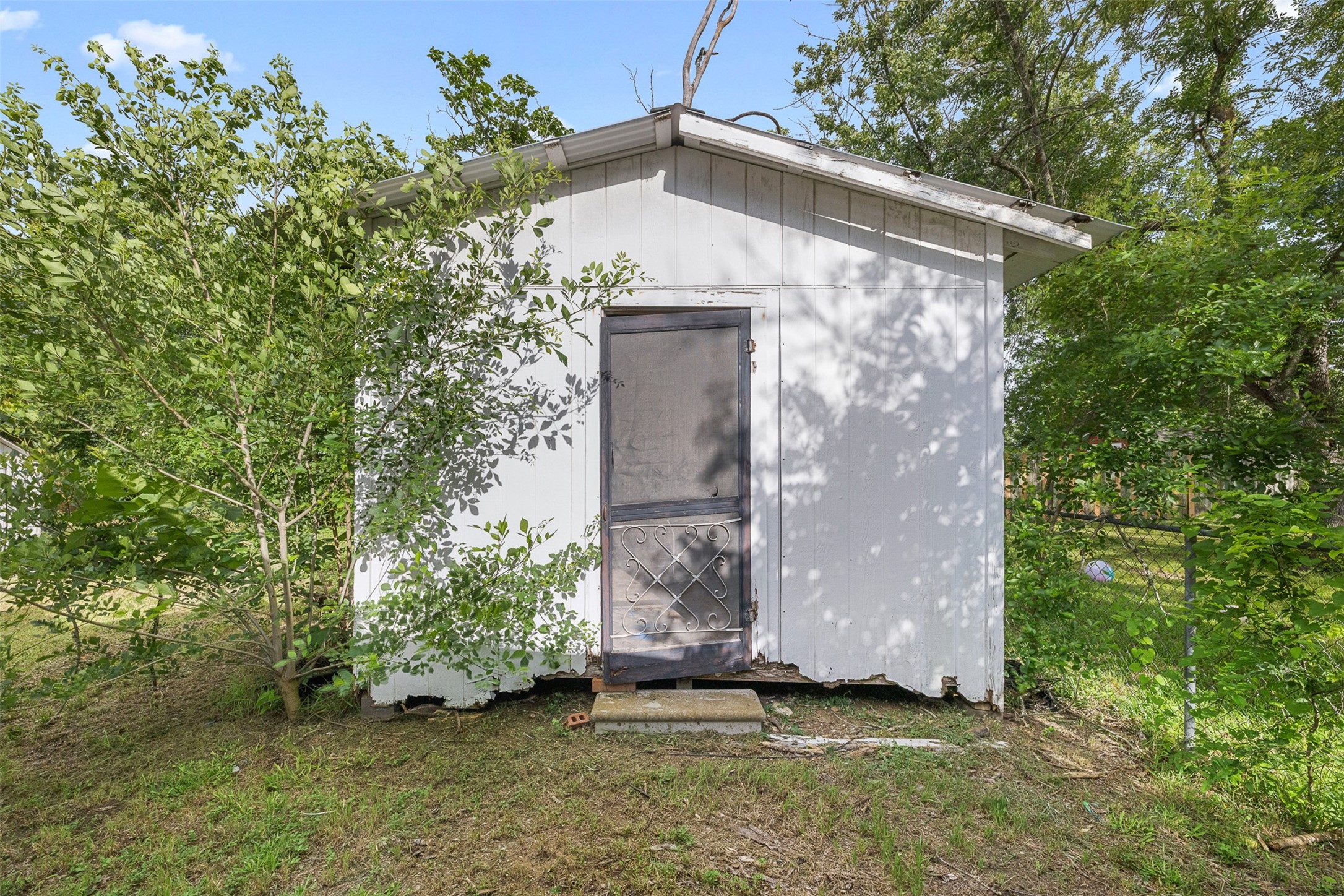 Listing photo 4