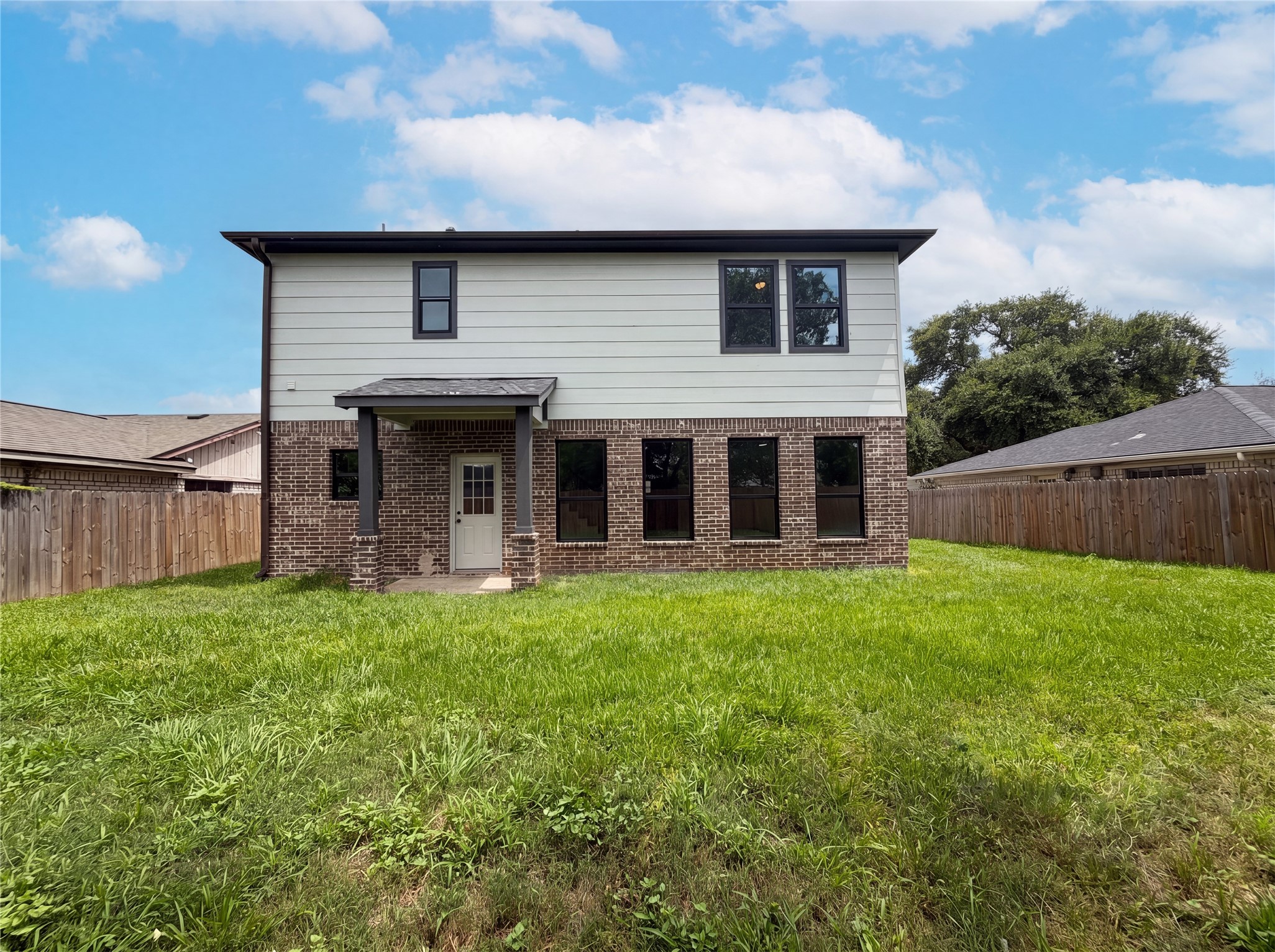 Listing photo 5