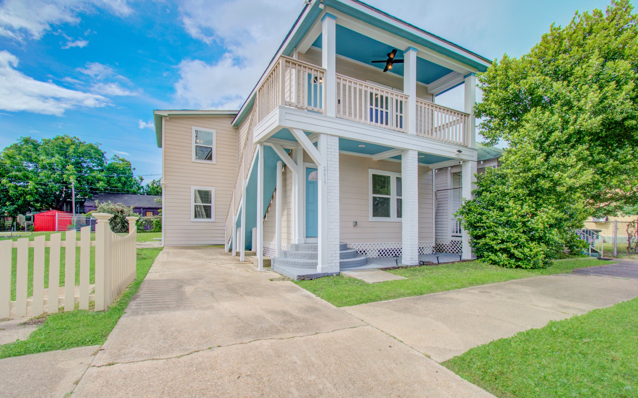 Listing photo 4