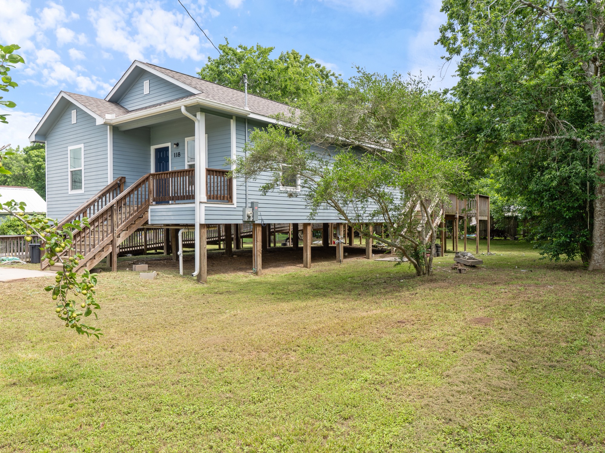 Listing photo 3