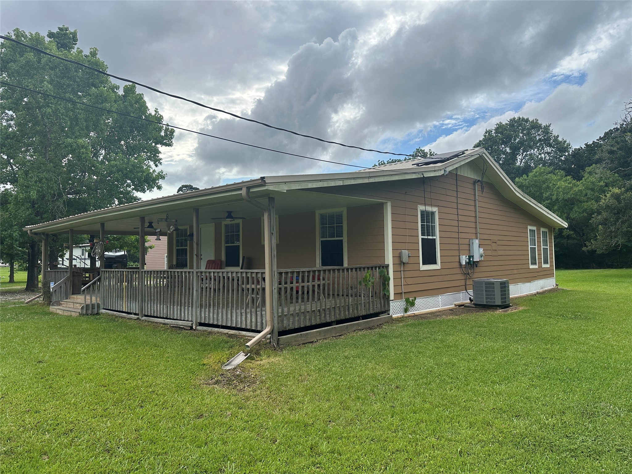 Listing photo 5
