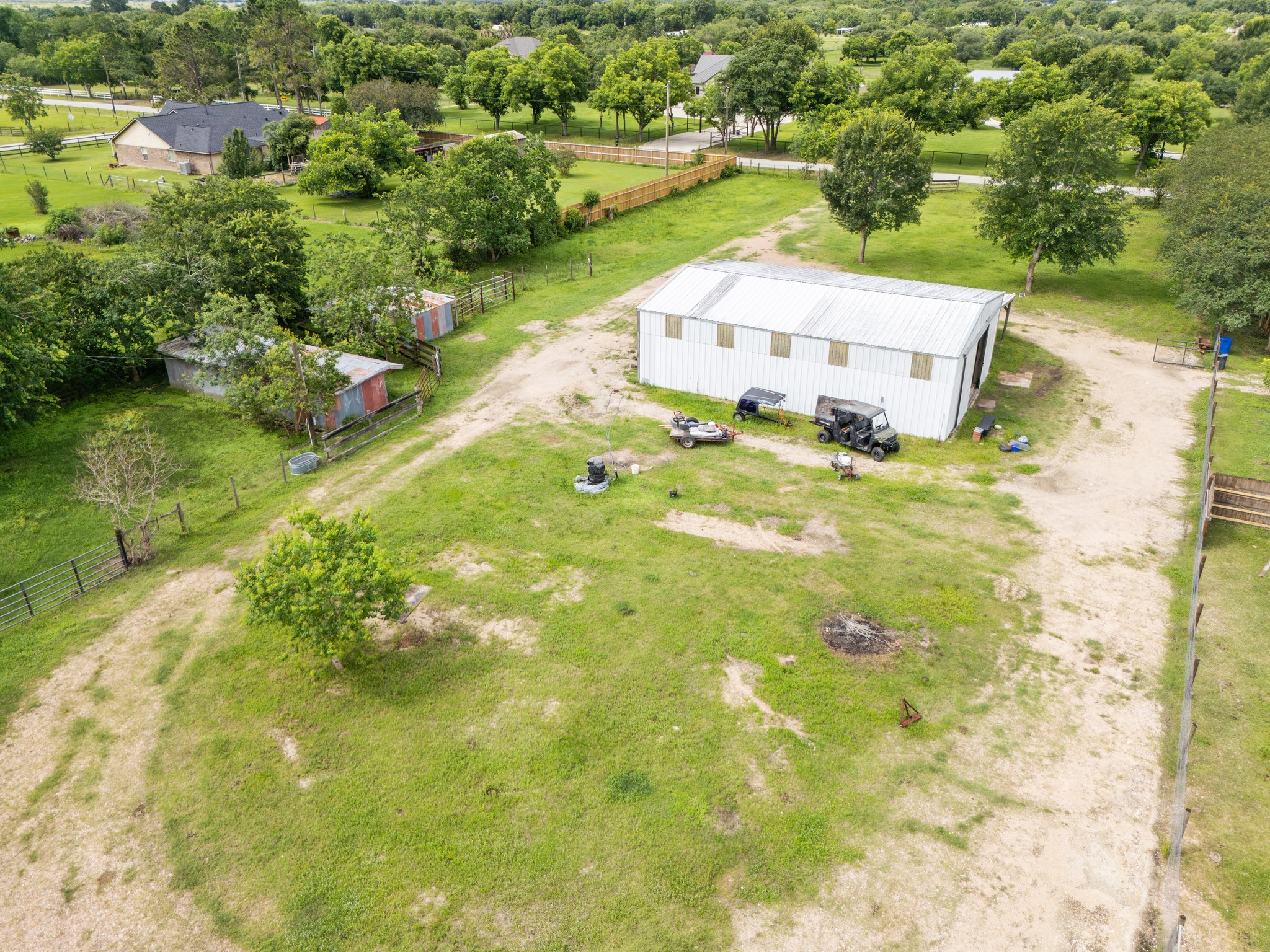Listing photo 4