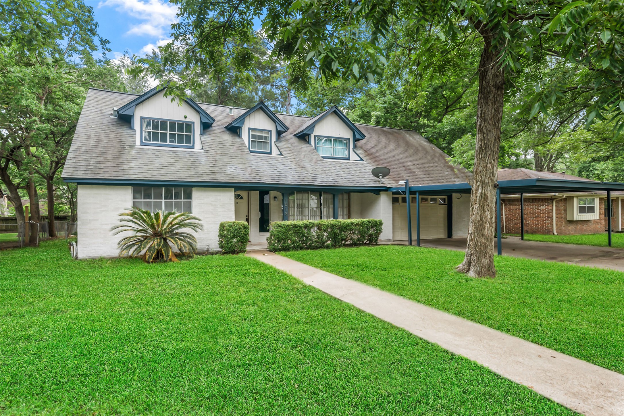 Listing photo 1