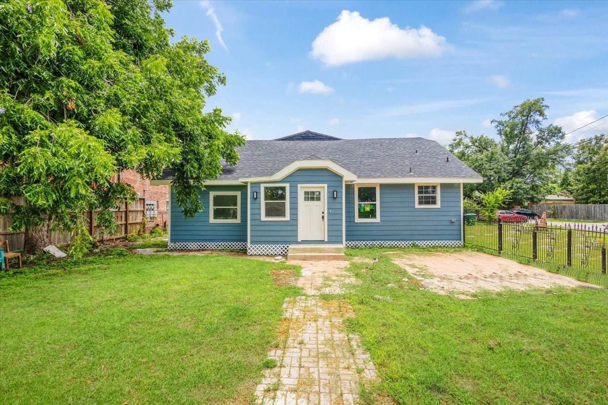 Listing photo 1