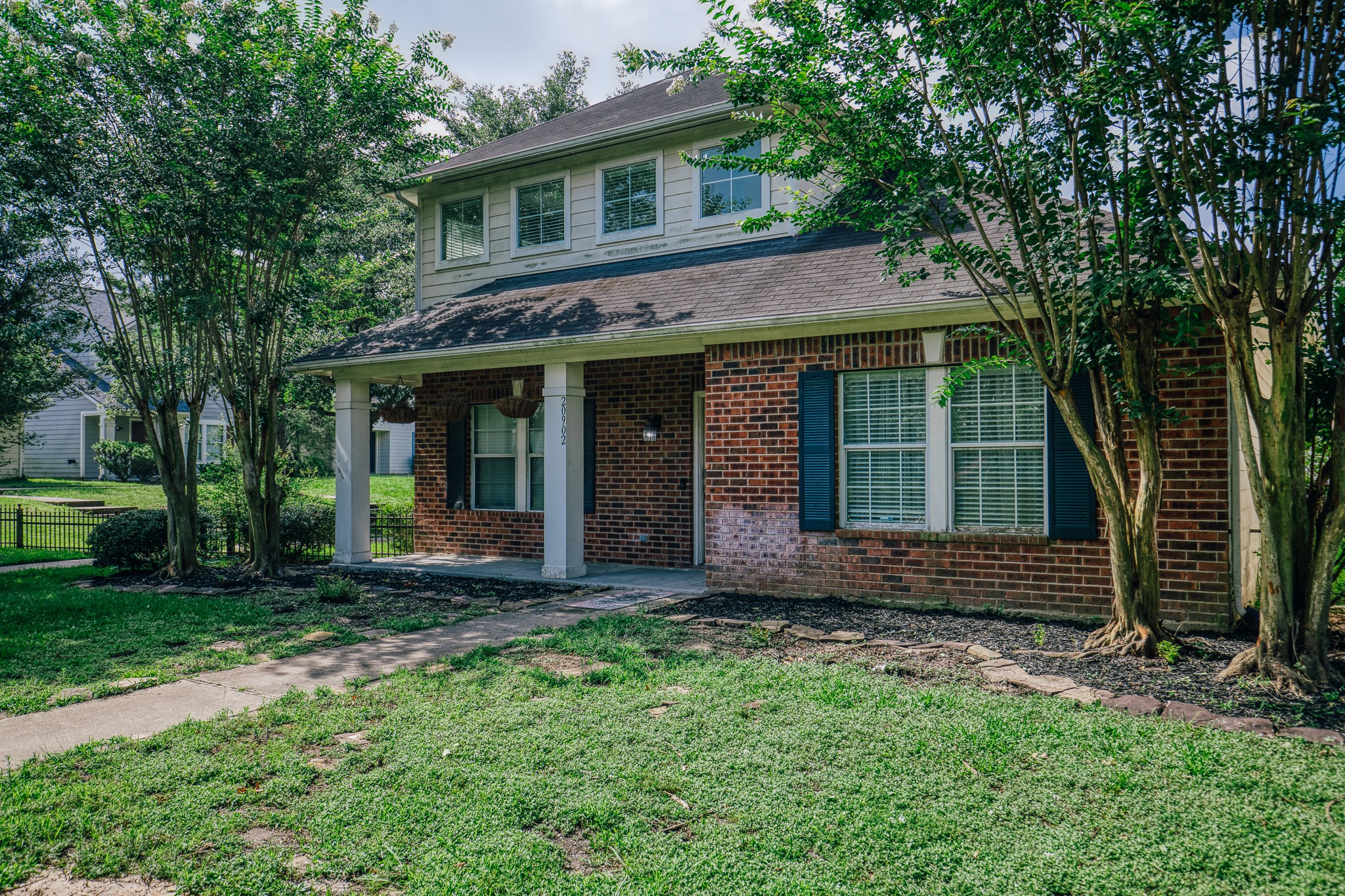 Listing photo 3