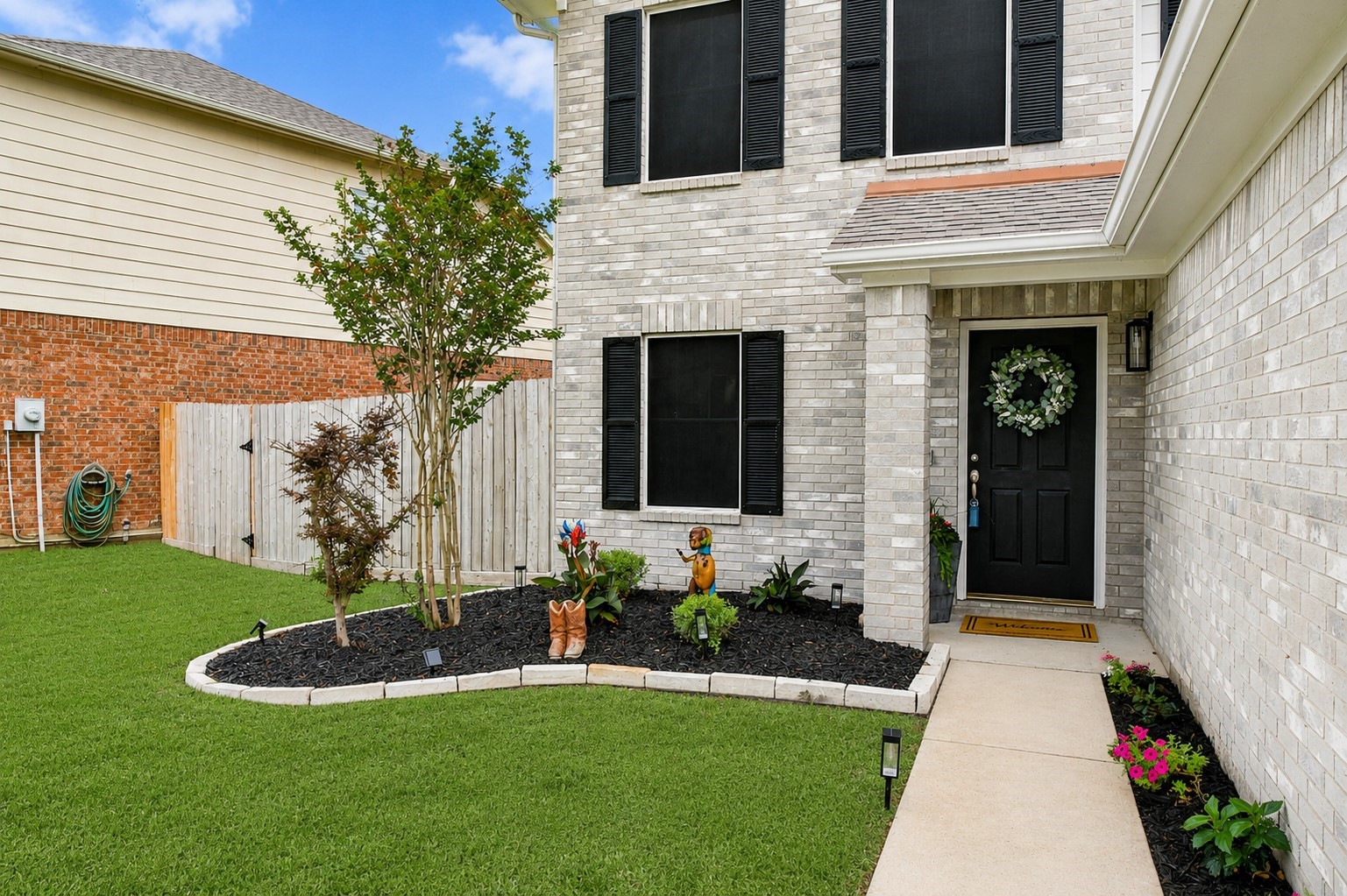 Listing photo 1