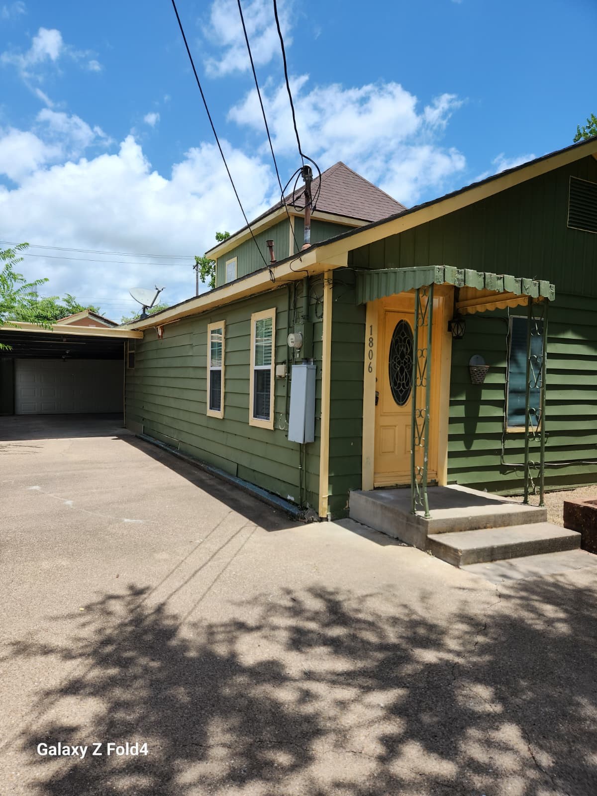 Listing photo 1
