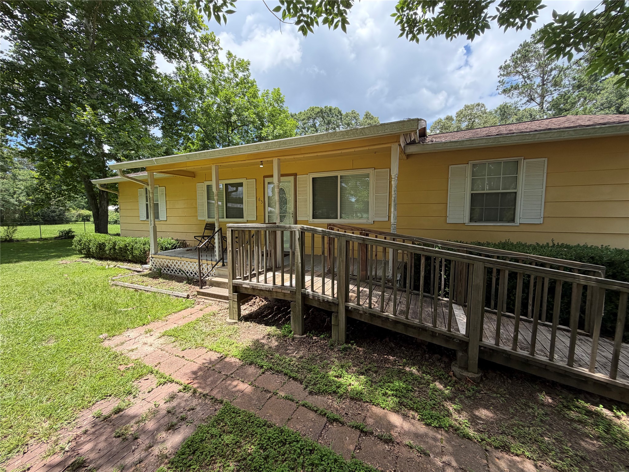 Listing photo 1
