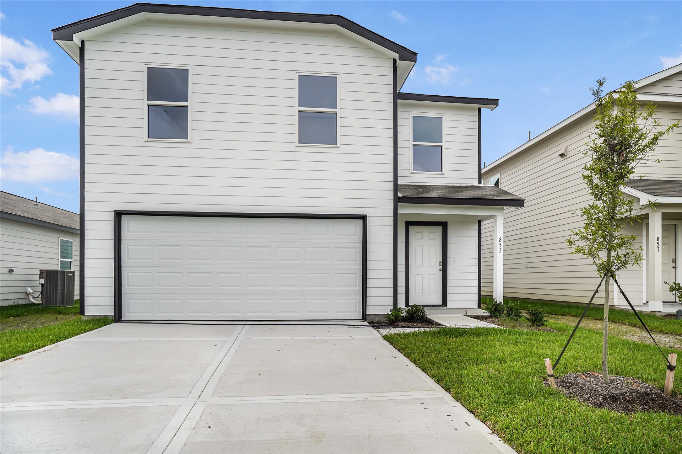 Listing photo 1