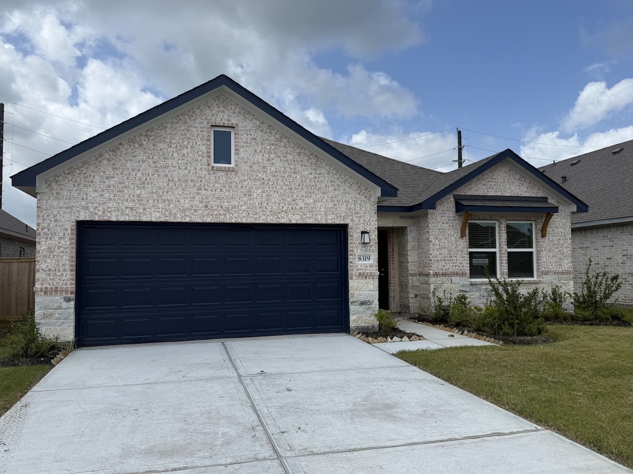 Listing photo 1
