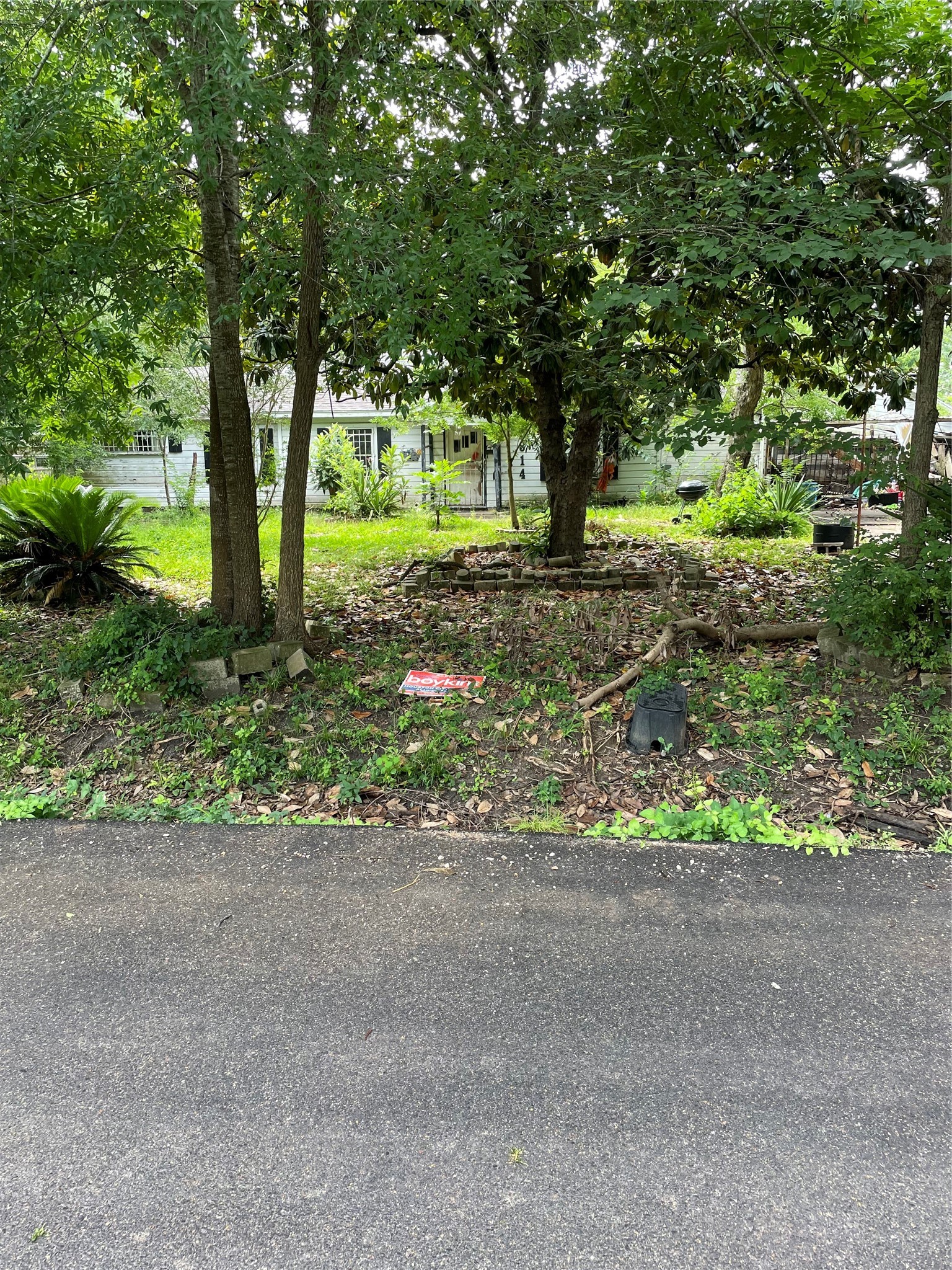 Listing photo 4
