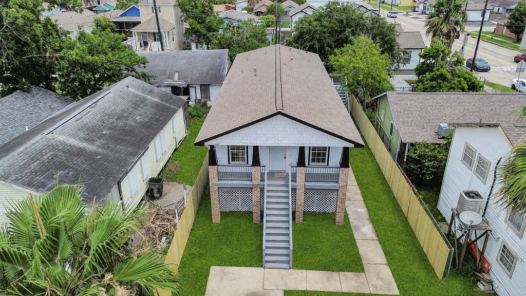 Listing photo 1