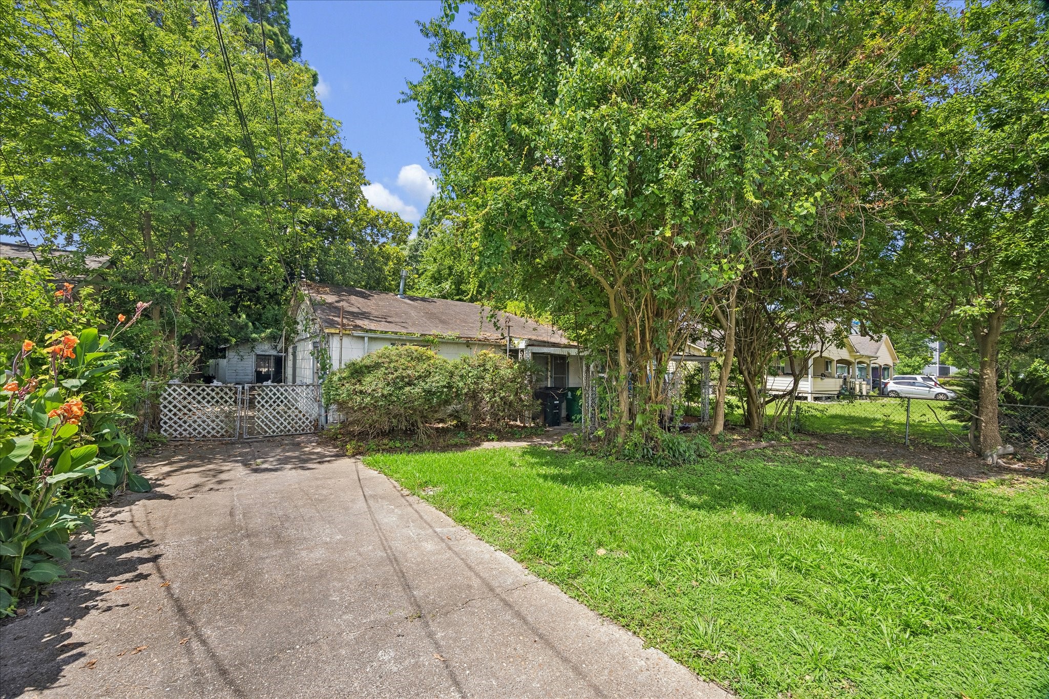 Listing photo 4
