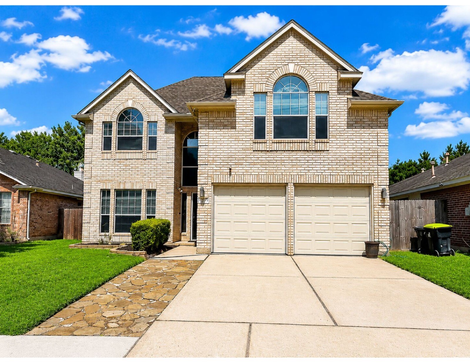 Listing photo 1
