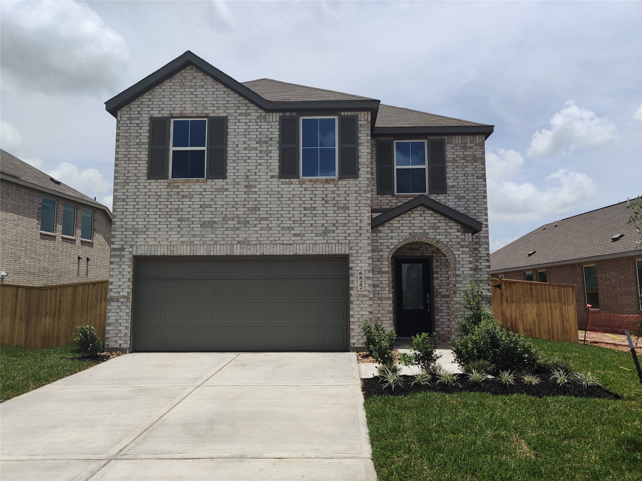 Listing photo 1