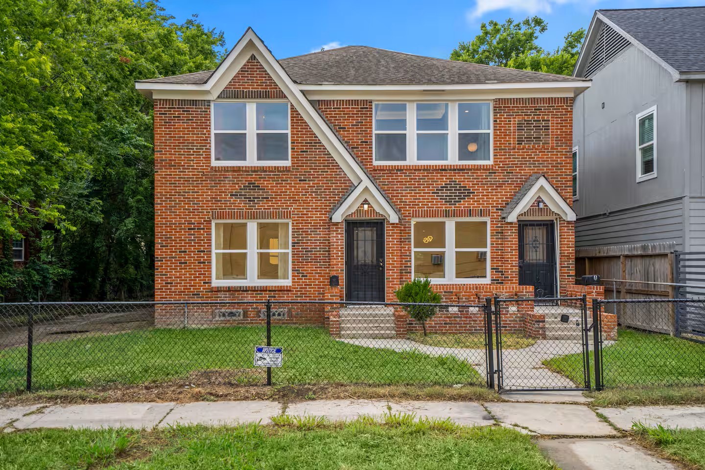 Listing photo 1