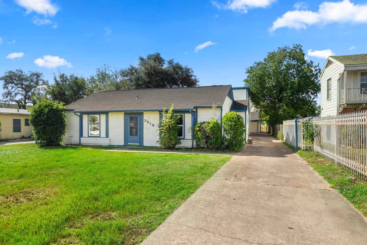 Listing photo 1