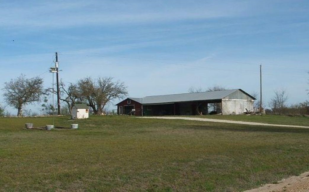 Listing photo 4