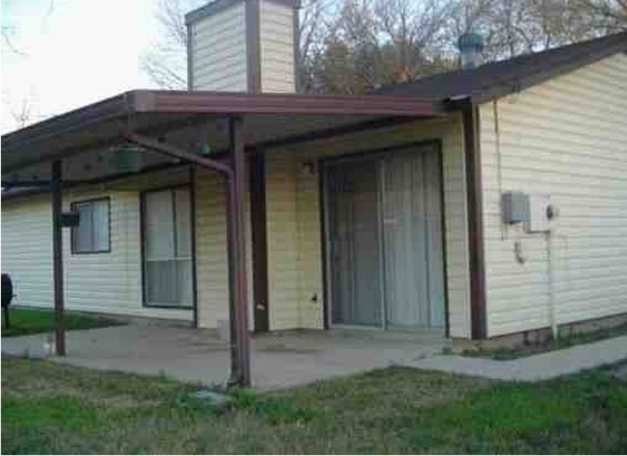 Listing photo 4