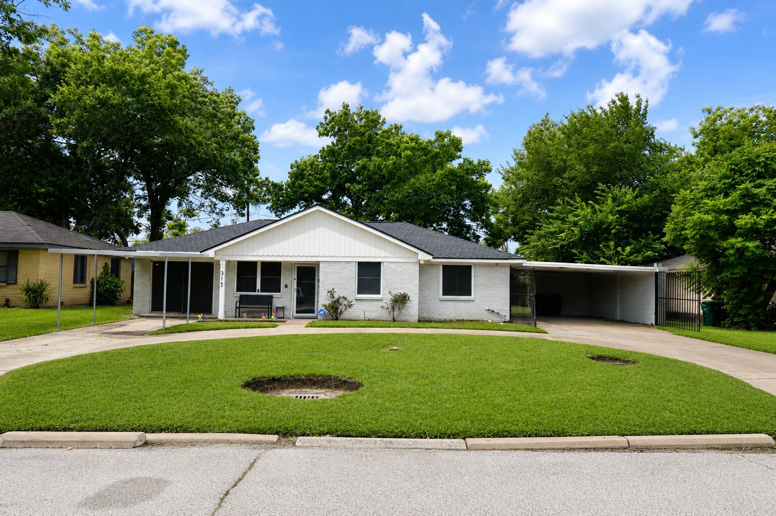 Listing photo 1