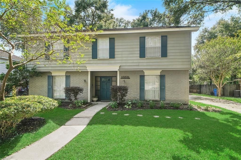 Listing photo 1