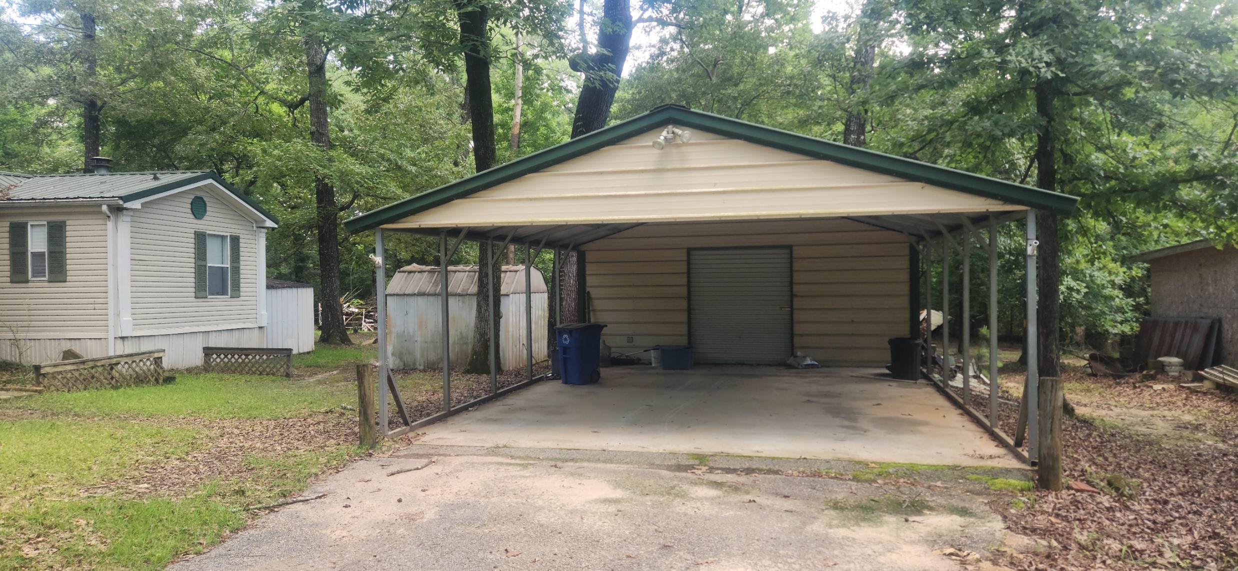 Listing photo 1