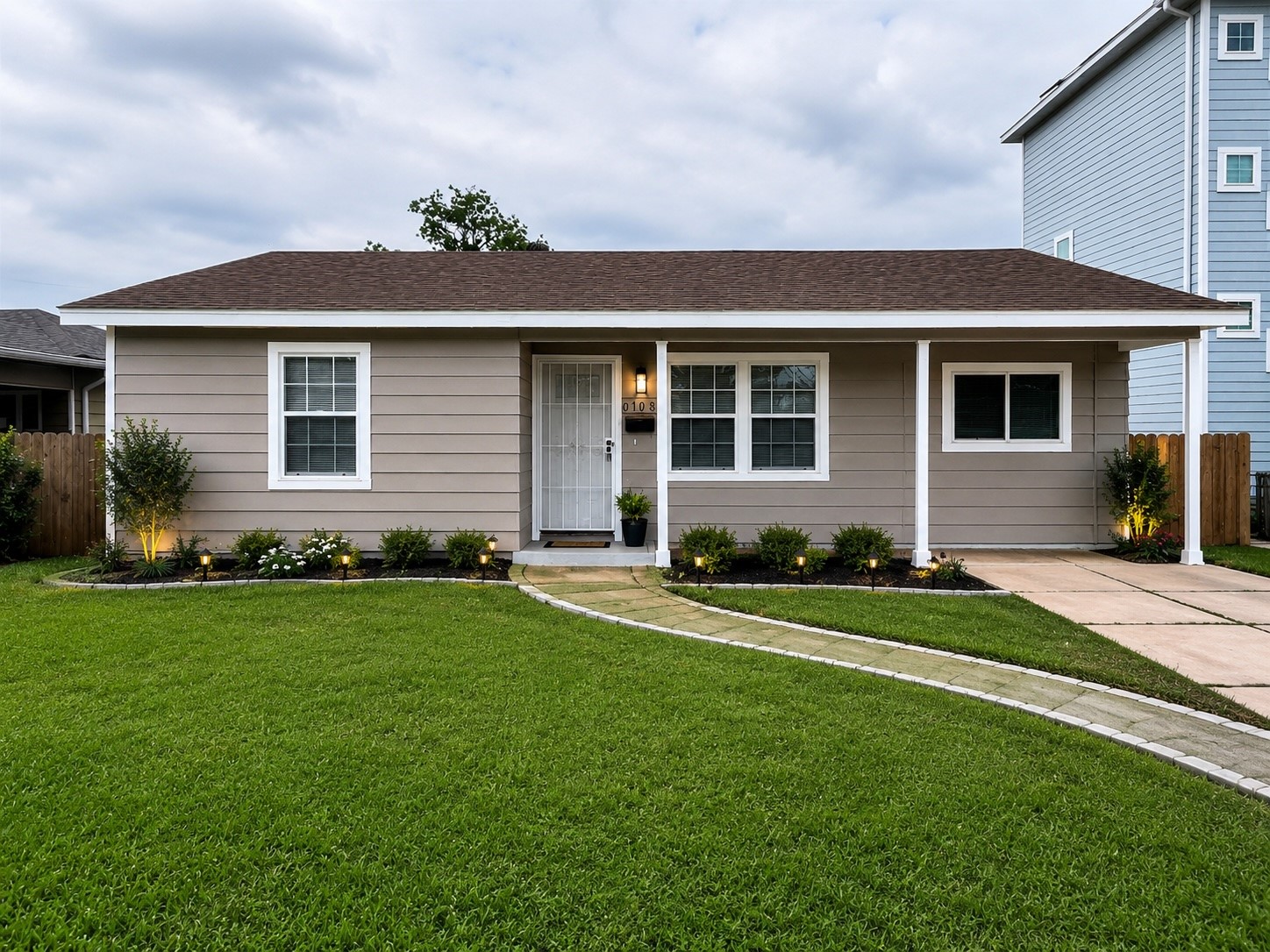 Listing photo 1