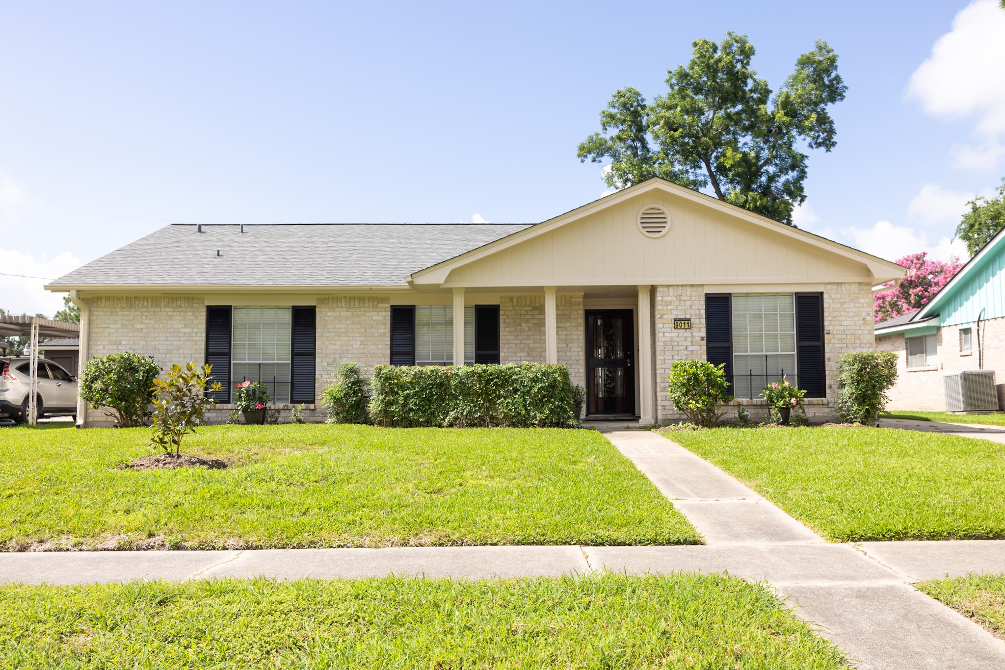 9011 Grape Street