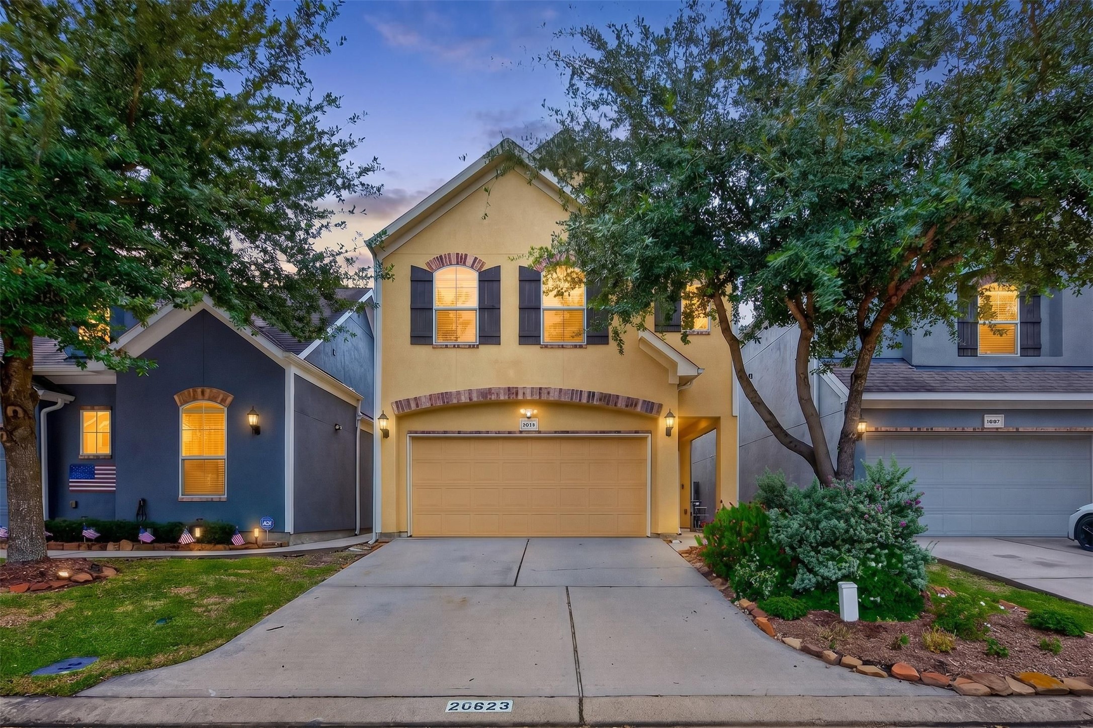 Listing photo 1
