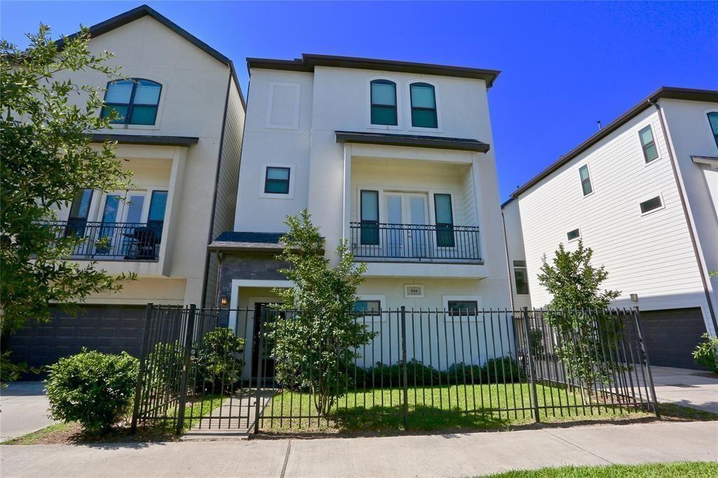Listing photo 1