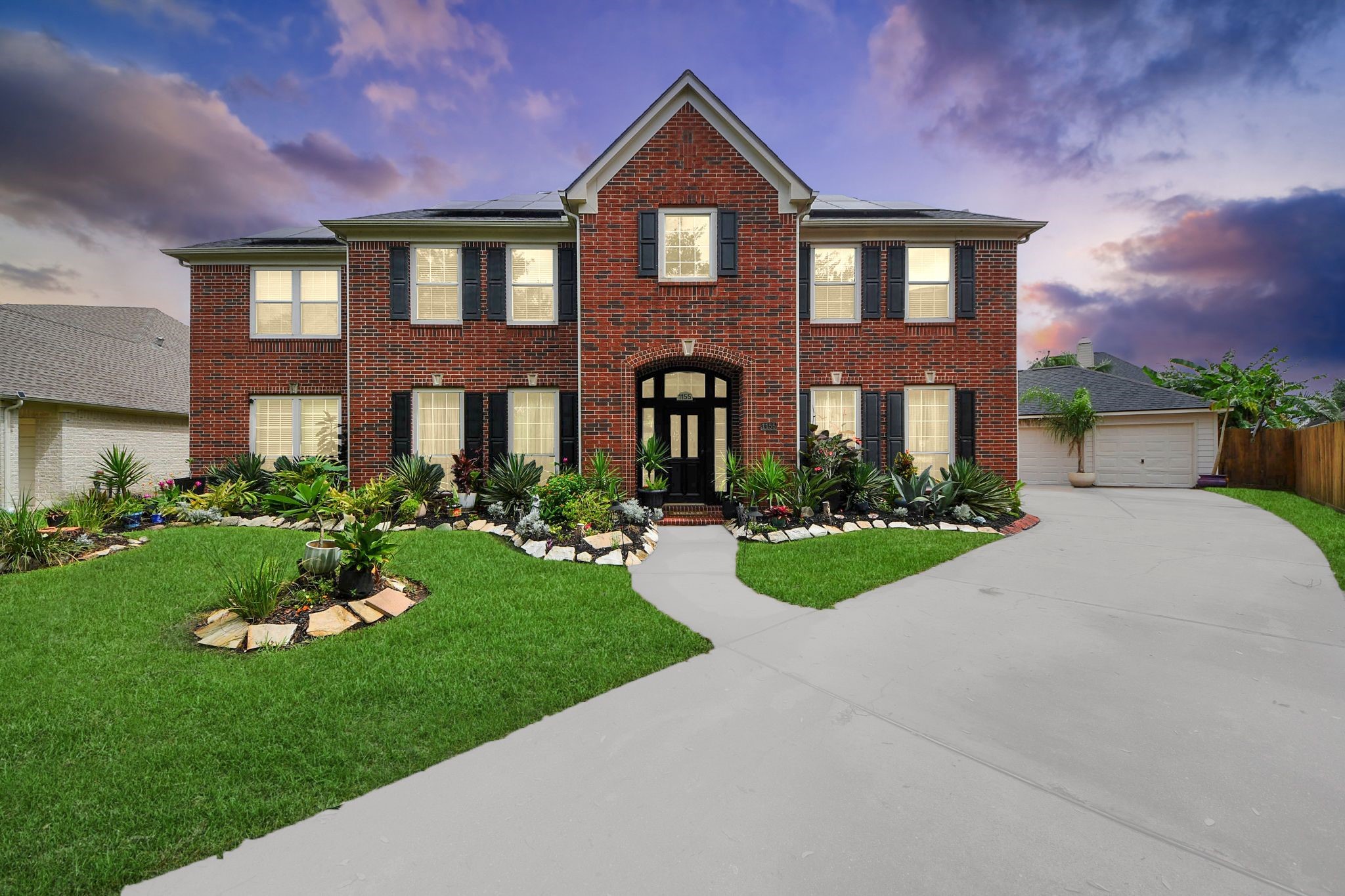 Listing photo 1