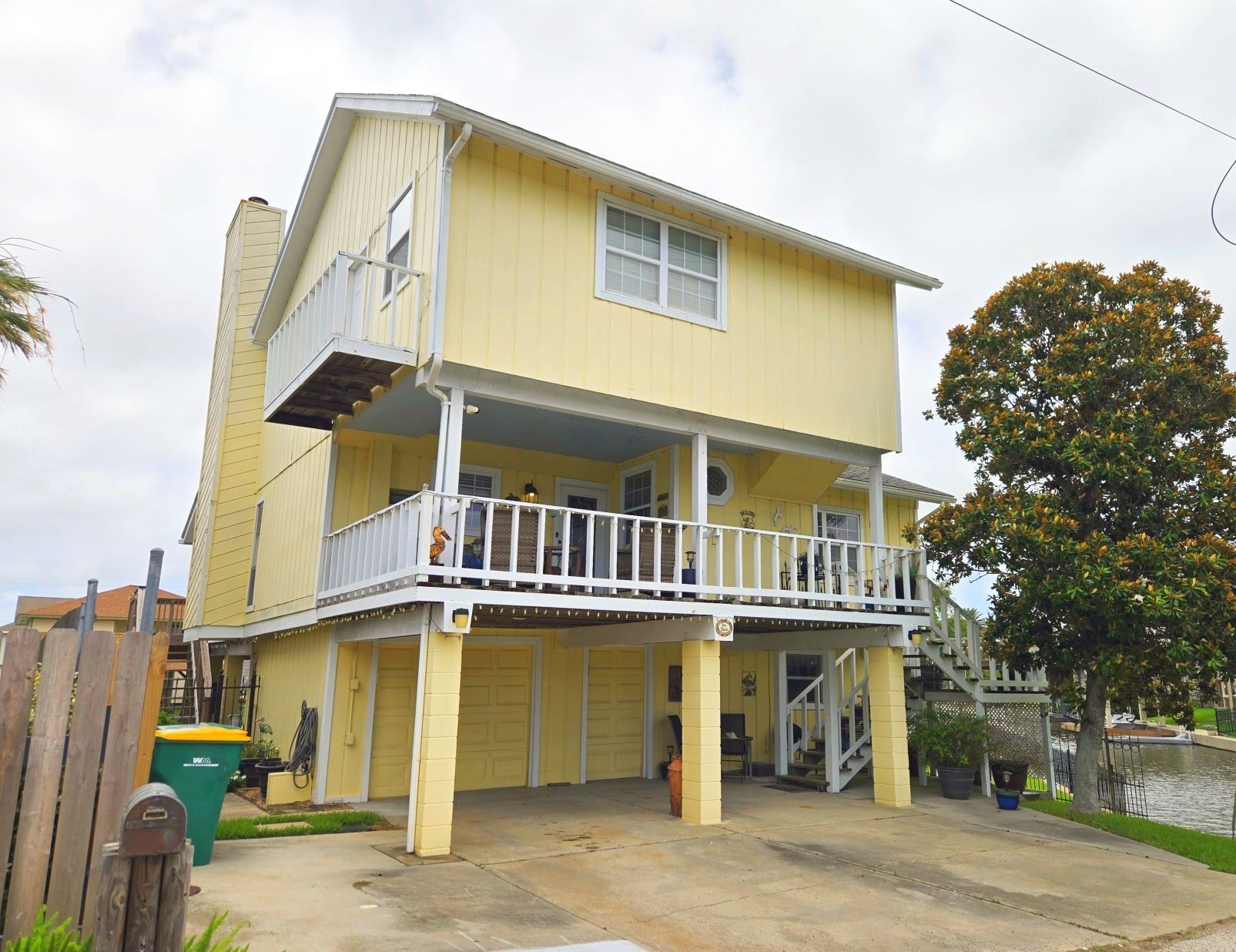 Listing photo 3
