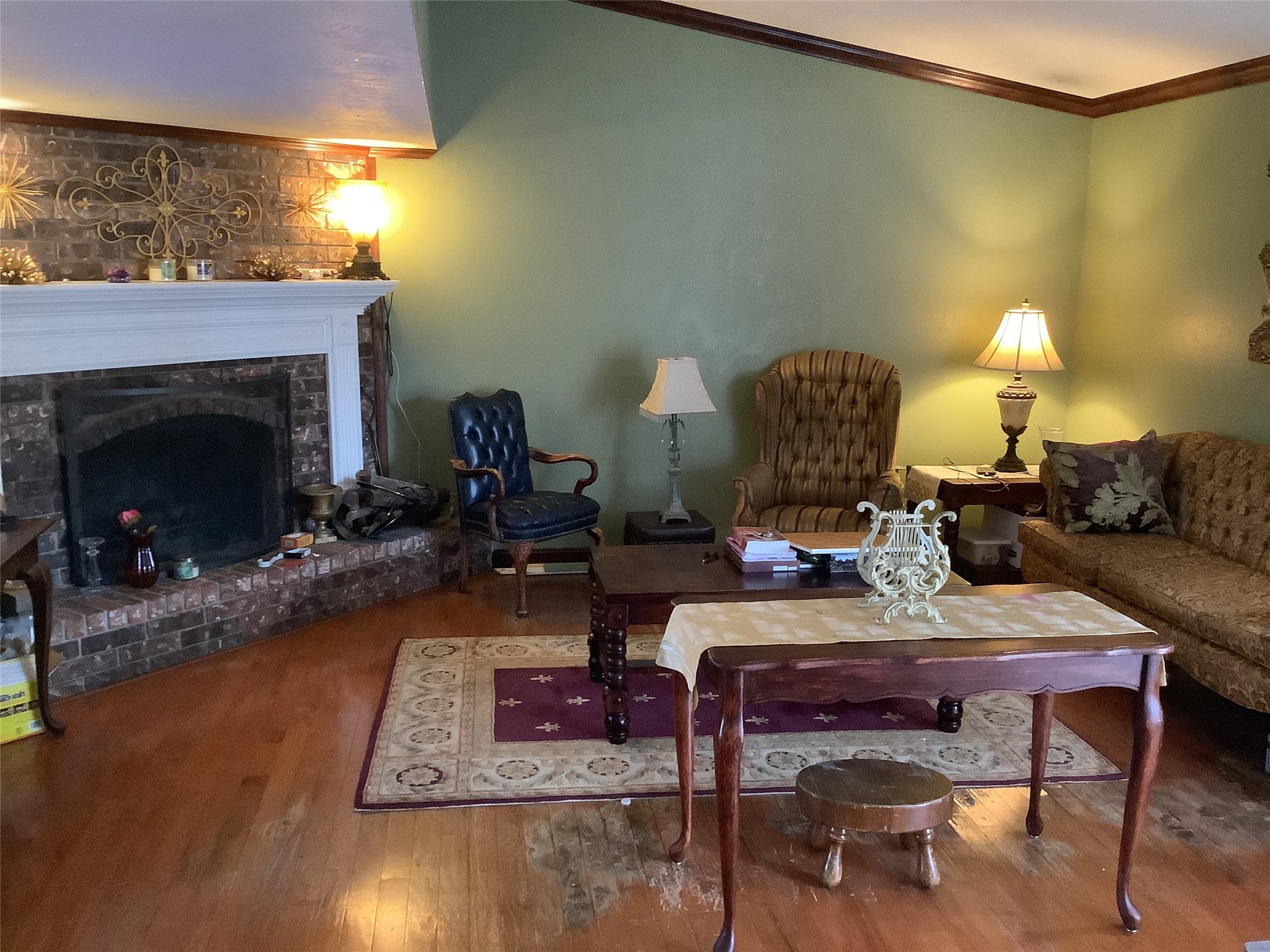 Listing photo 2