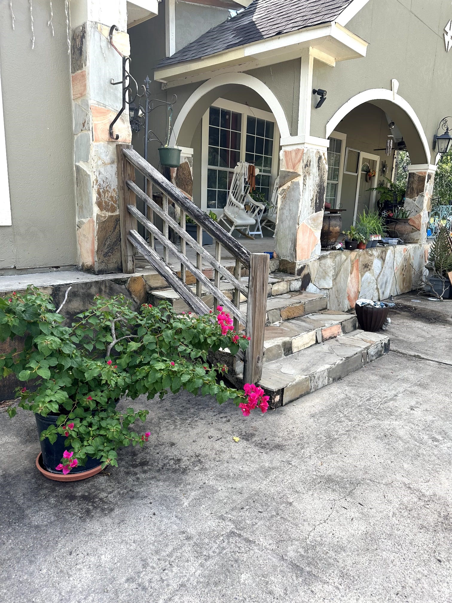Listing photo 2