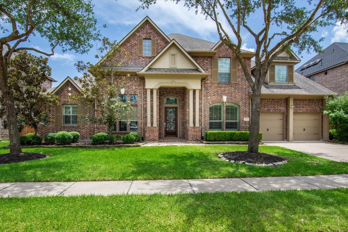 Listing photo 1