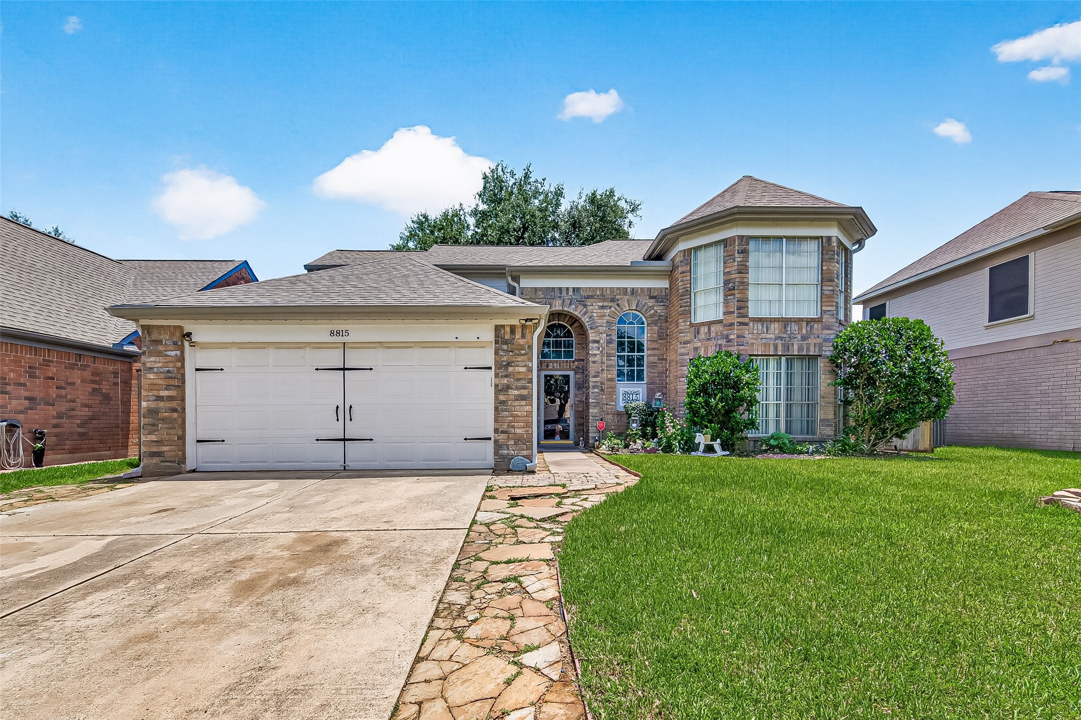 Listing photo 1