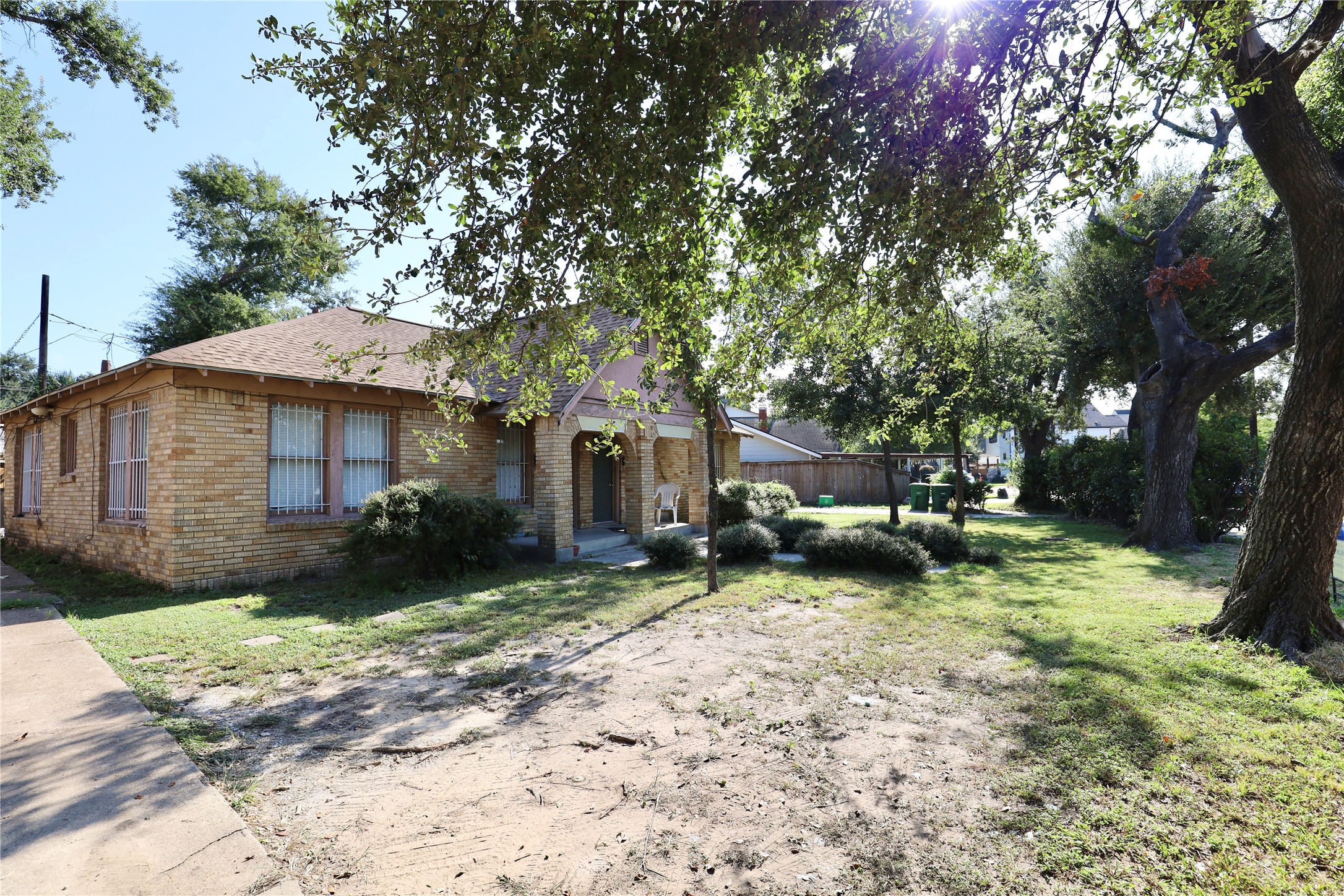 Listing photo 4