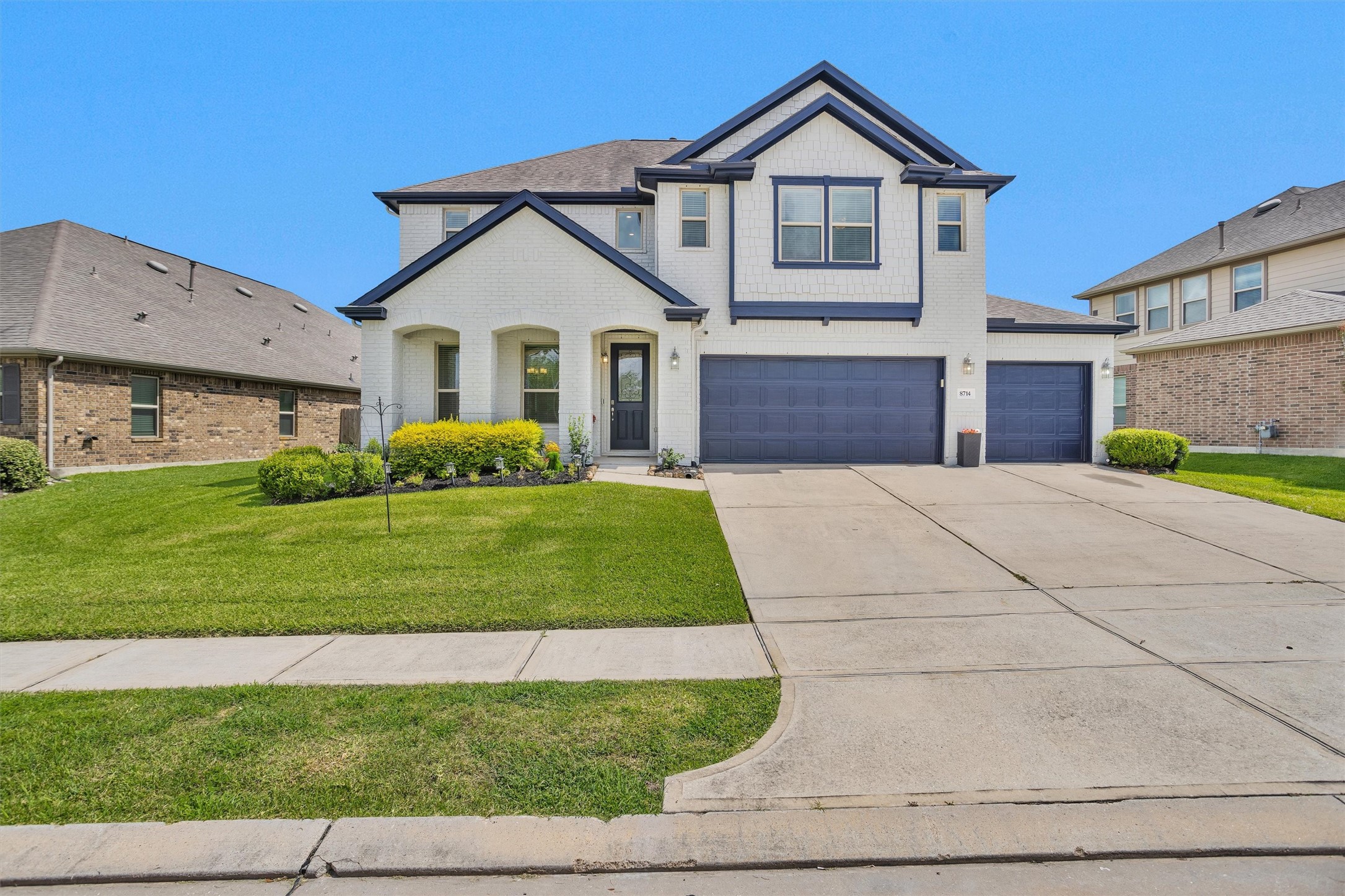 Listing photo 1