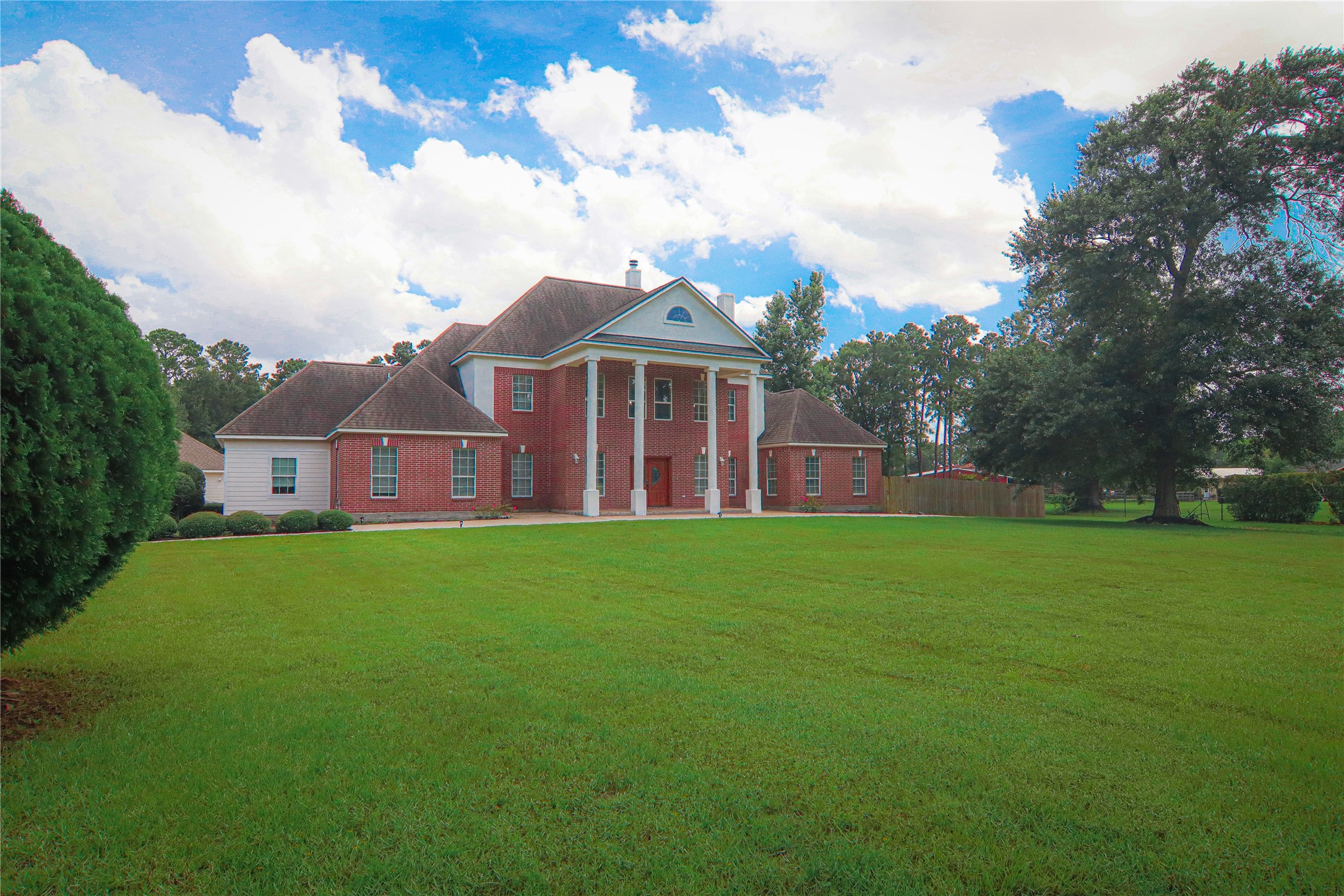 Listing photo 1