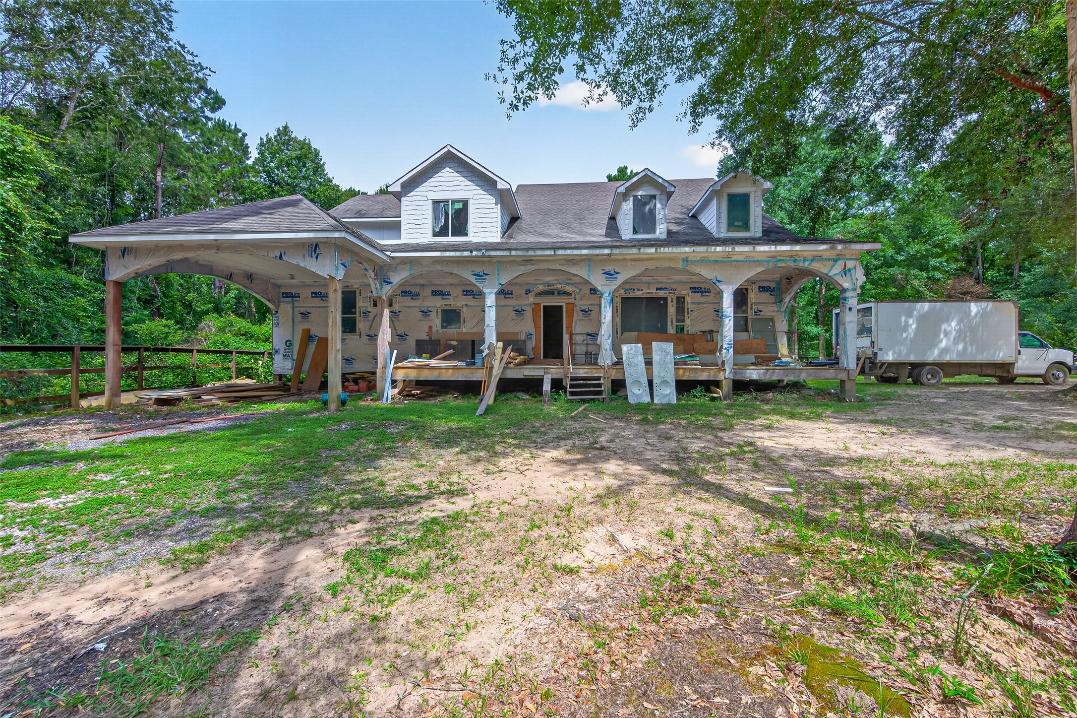 Listing photo 1