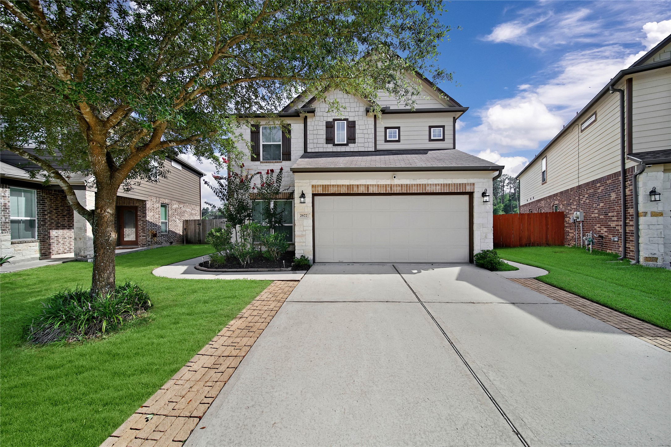 Listing photo 1